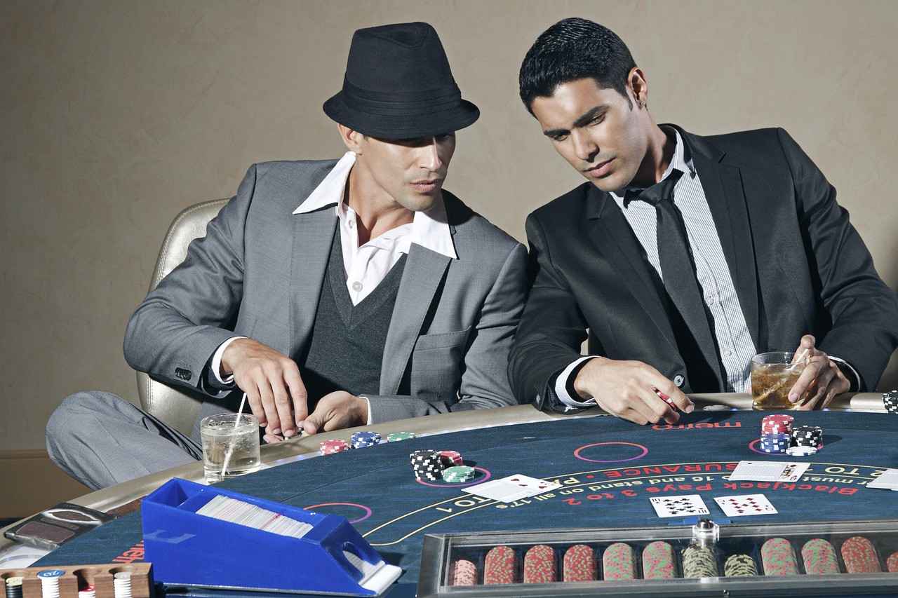 https://www.reddit.com/r/poker/comments/1ua0oj5/who_is_the_4th_greatest_poker_player_of_all_time/ - 【话题讨论】谁是史上第四强牌手?从Ivey、Neg