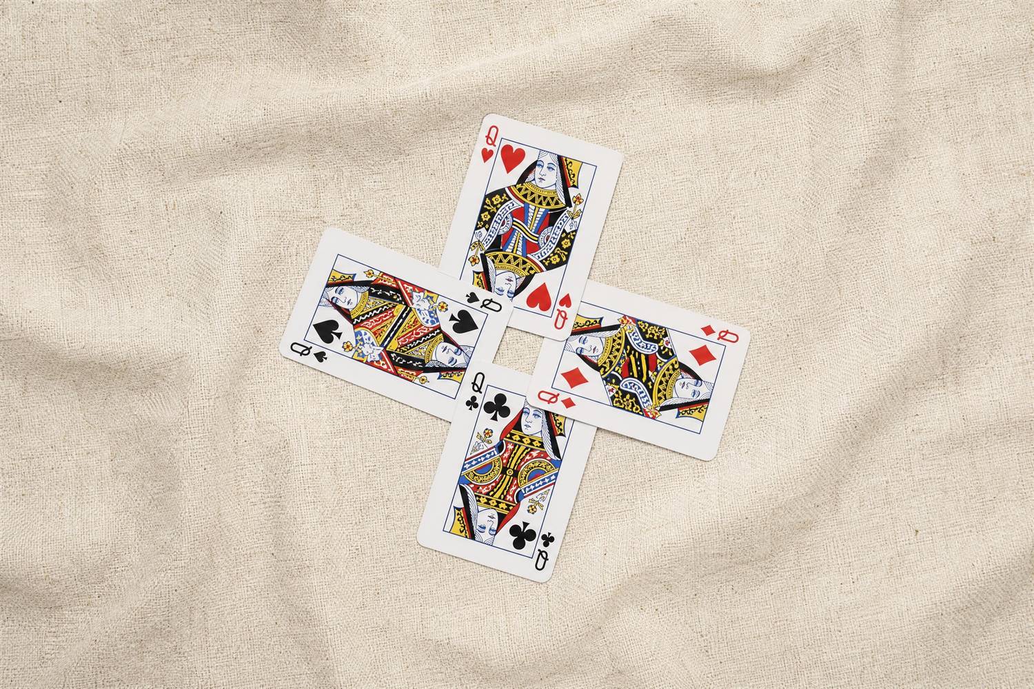 QQPOKER 15分钟入门:德州扑克规则、牌型与流程一次看懂